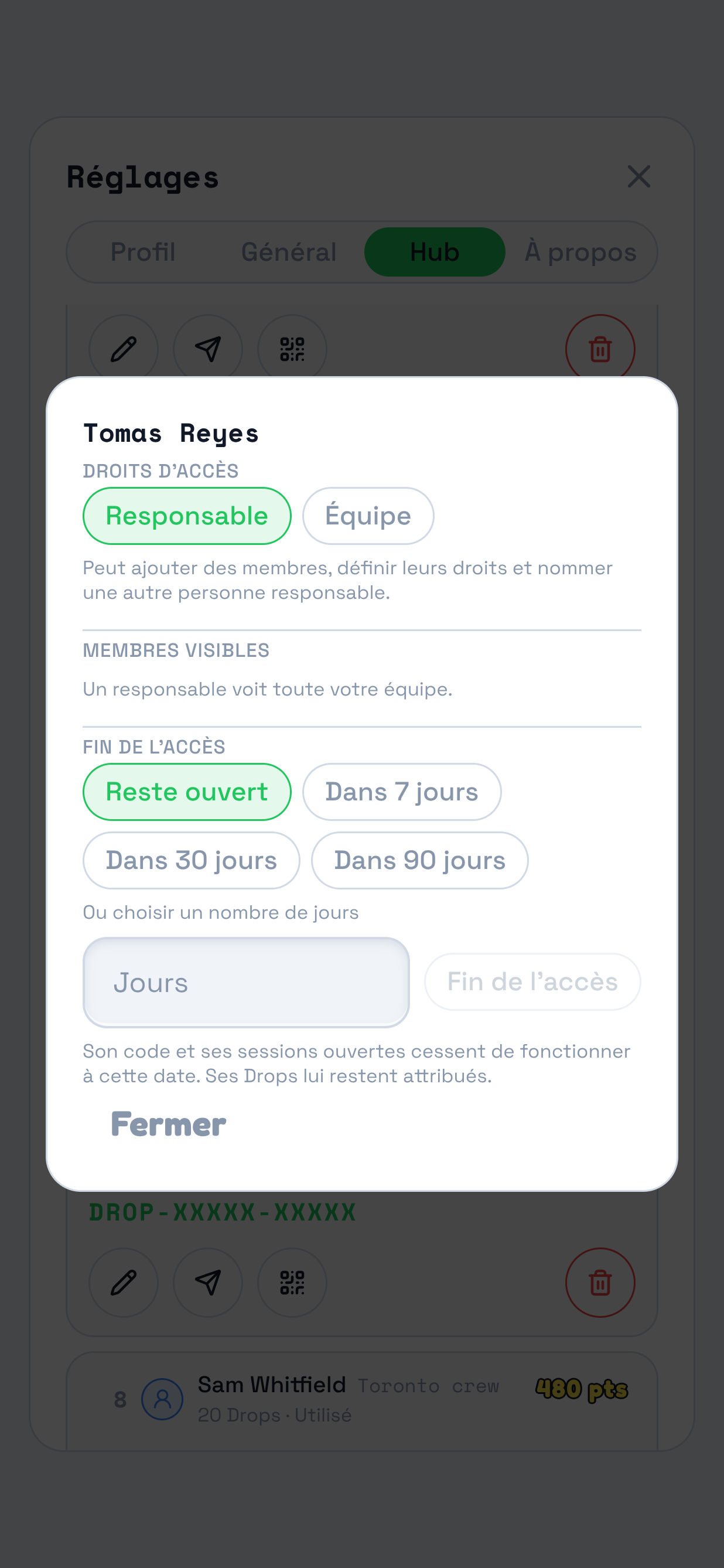 Le même formulaire avec Responsable sélectionné. Le repère entoure cette option et son explication : ajouter des membres, régler leurs accès et nommer un autre responsable. À la place des options Membres visibles, une ligne indique qu’un responsable voit toute votre équipe.